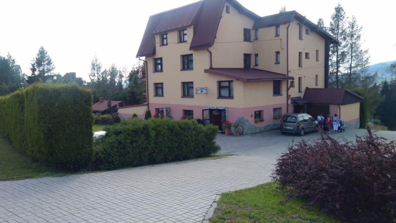 Zajazd Na Gronicku Zwardon Exterior photo
