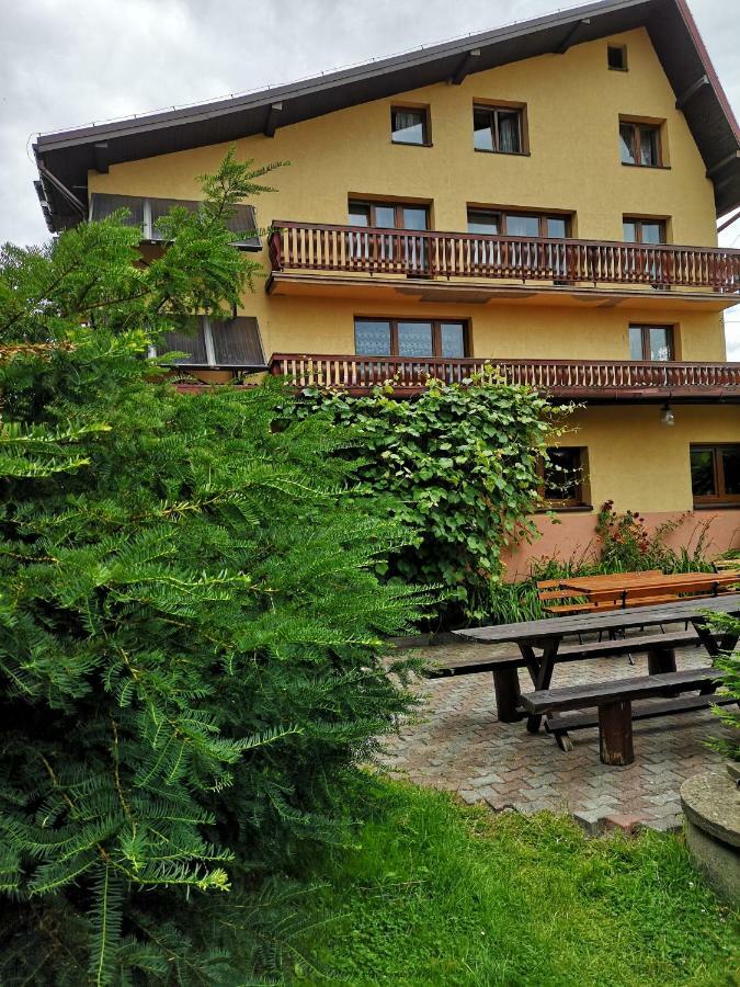Zajazd Na Gronicku Zwardon Exterior photo